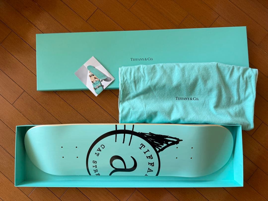 年末年始sale中！美品Tiffany & Co. スケートボード限定品