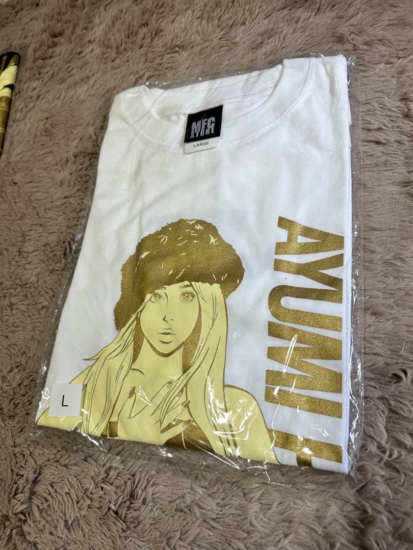 【新品未使用】浜崎あゆみMFCコラボTシャツ北京限定（白）ペンライト付き