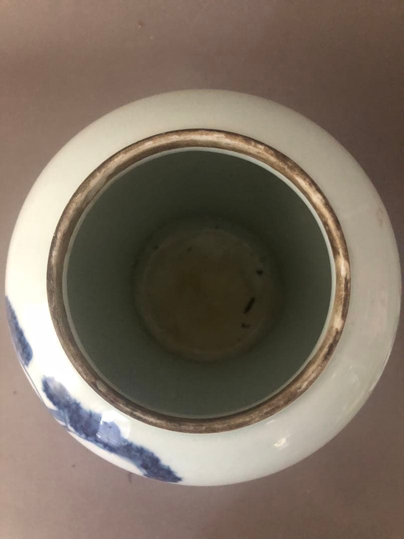 中国骨董　古美術　青花人物紋　蓋付壷