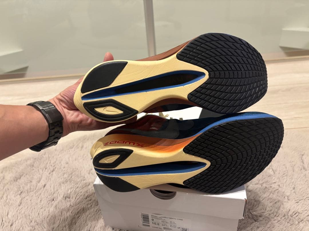 【新品】【27】NIKE ZOOMX VAPORFLY NEXT% 4 PRM