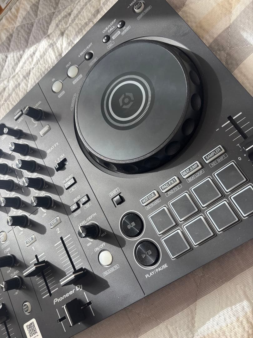 DJ-FLX4 DJコントローラー