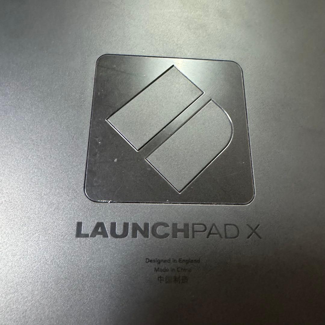 Novation Launchpad X MIDIコントローラー