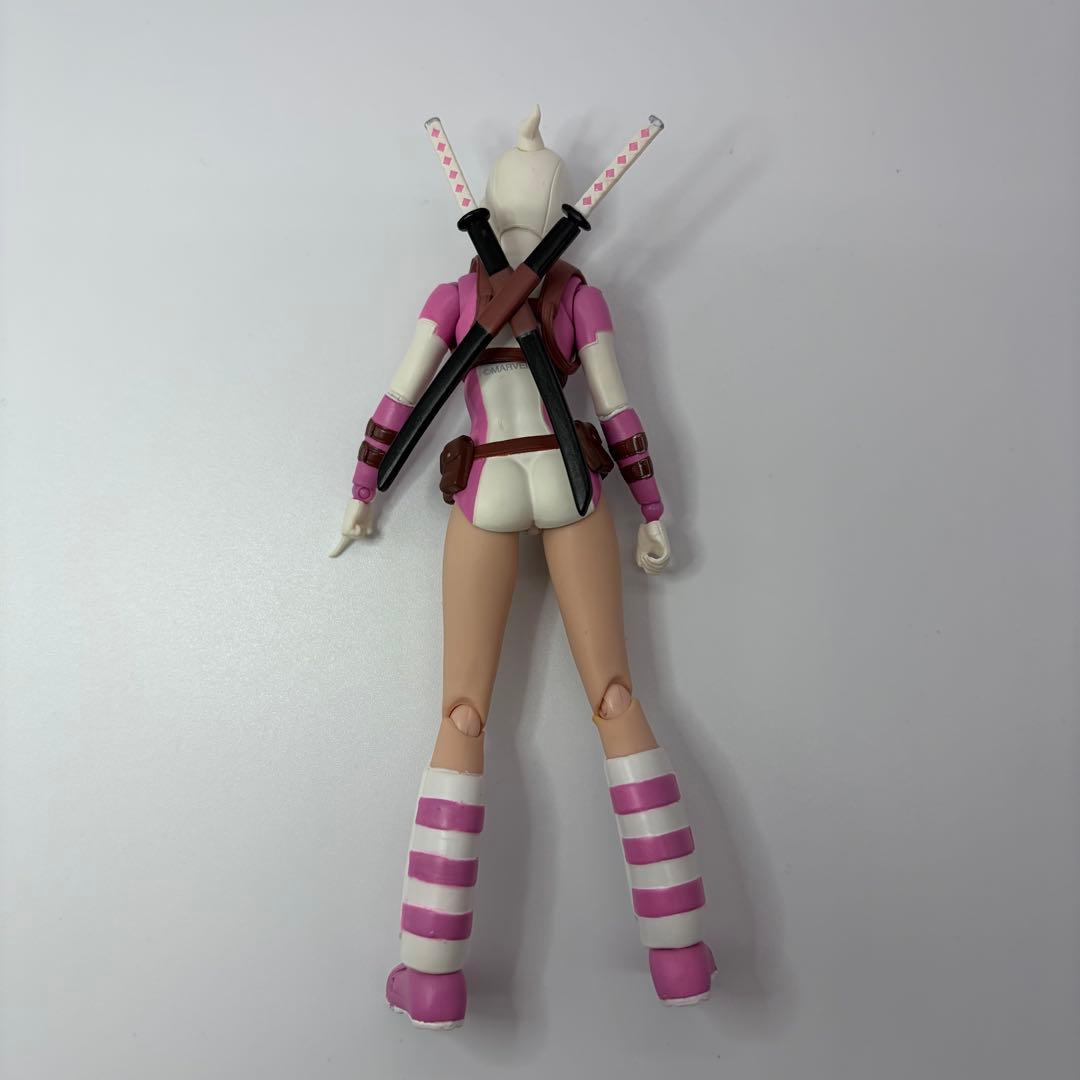 MAFEX マフェックス グウェンプール