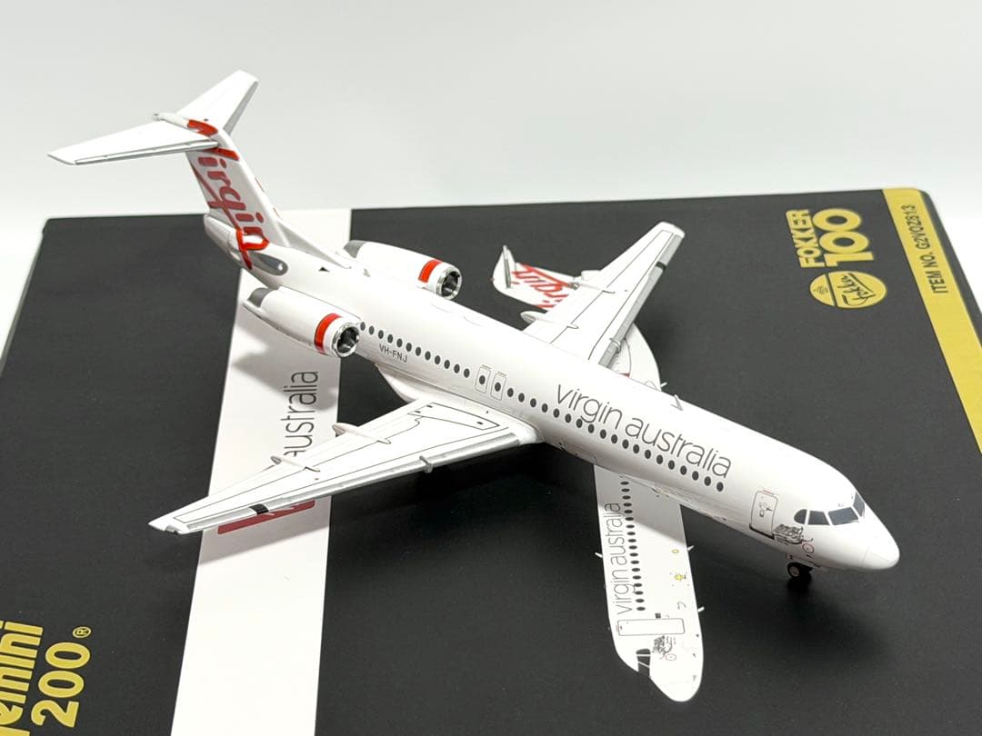 航空機・ヘリコプター Gemini 1/200 Fokker100 Virgin Australia