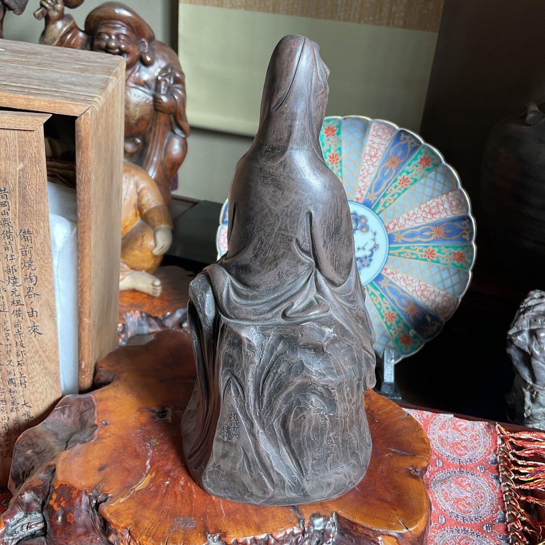 備前伊部焼巖上腰掛観音像　今まで見た事無い繊細な造り　大幅値下げ