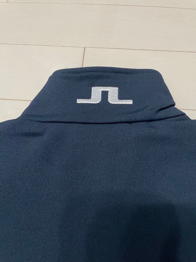 未使用⭐︎J.LINDEBERG ジェイリンドバーグ　ジップハイネック トップス