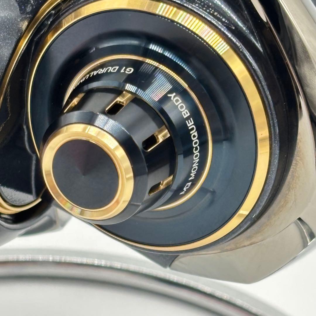 【未使用】DAIWA 23 SALTIGA 4000-H 23ソルティガ