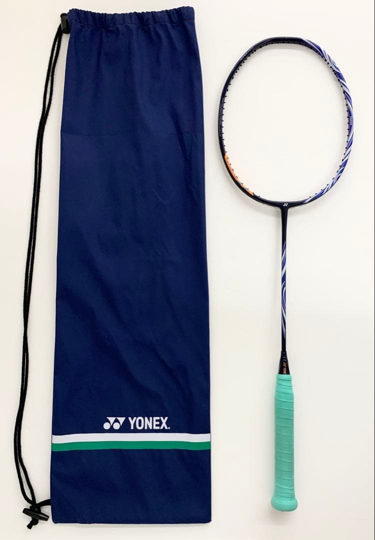 【M145】YONEX ASTROX 100ZZ 4UG5 ラケット