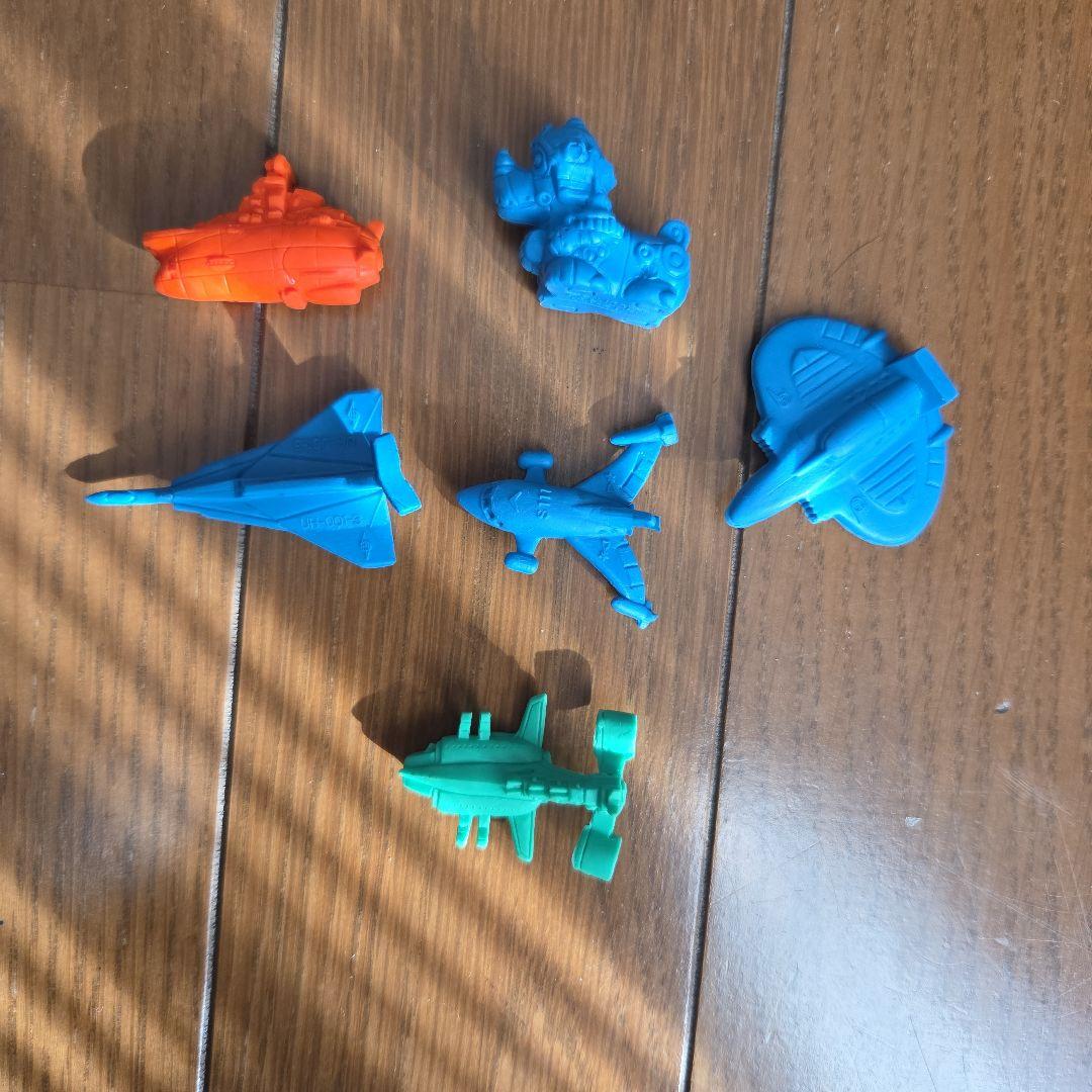 昭和レトロ消しゴム　ウルトラ怪獣他約250個