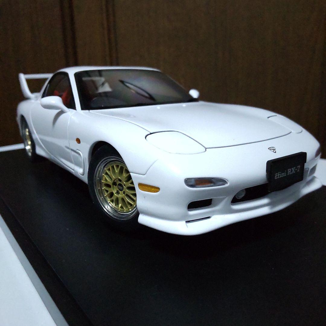 マツダ RX-7 FD3S チューンドバージョン 1/18 オートアート