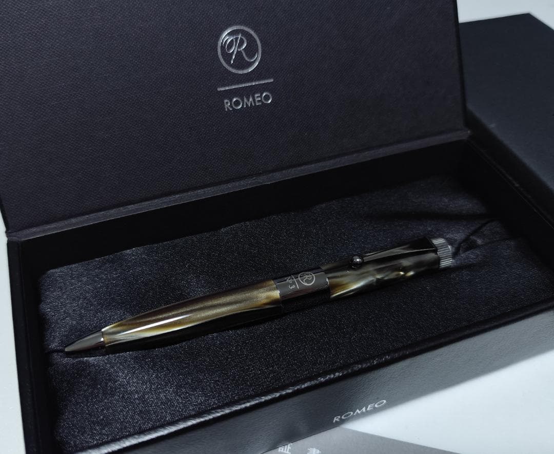 新品! GOTAIRIKU × ROMEO 太軸ボールペン ケース付 No.3