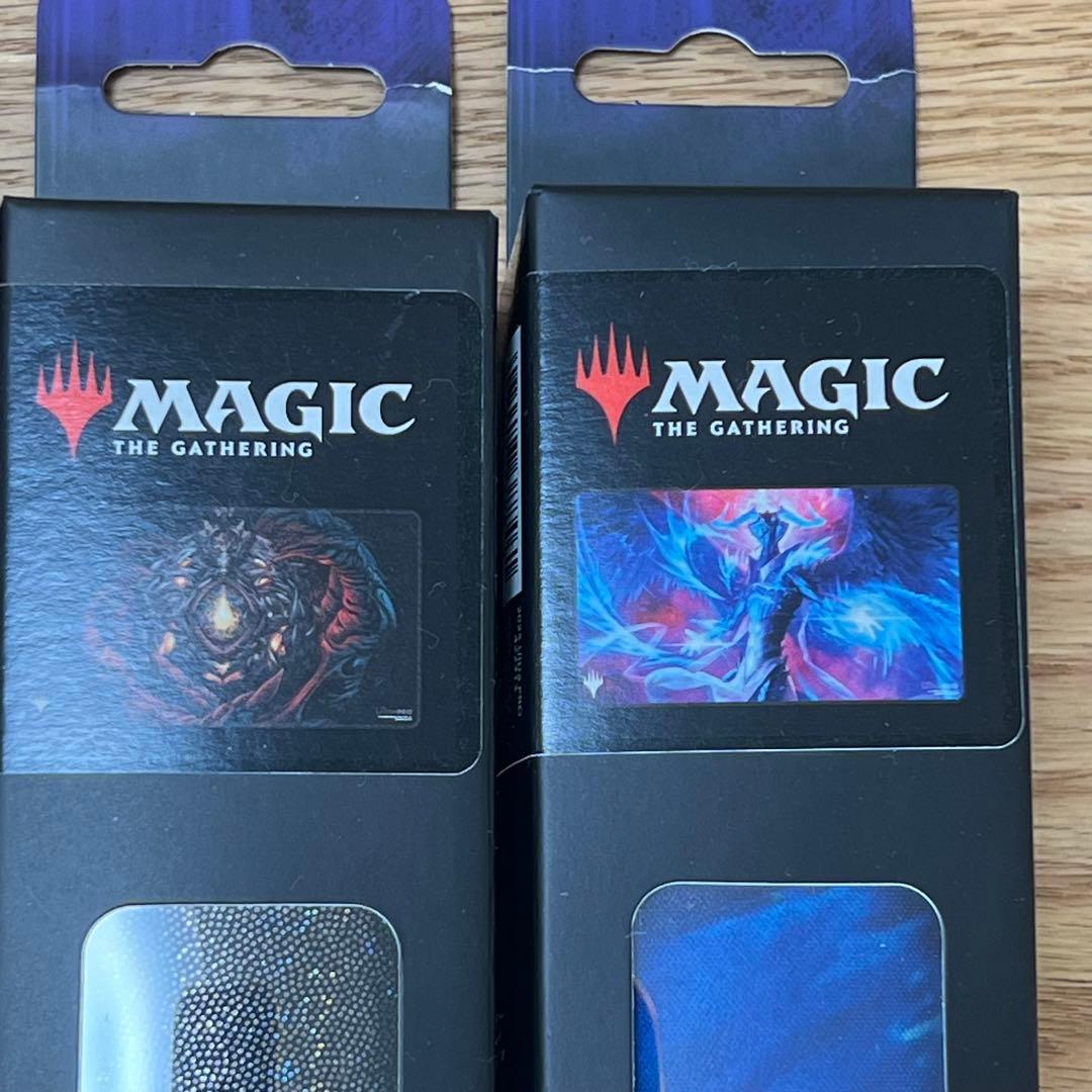 モックス・ジャスパー、嵐の目、ウギン プレイマット