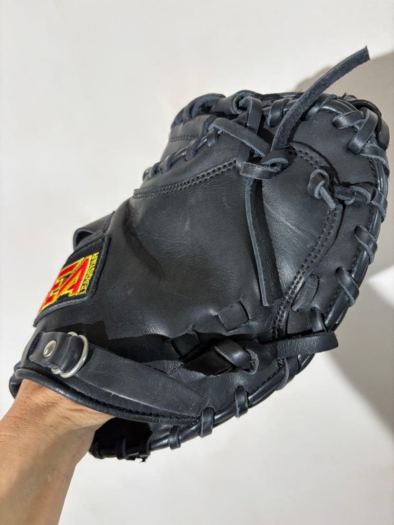 LEAG STAR 黒 キャッチャーミット　グローブ