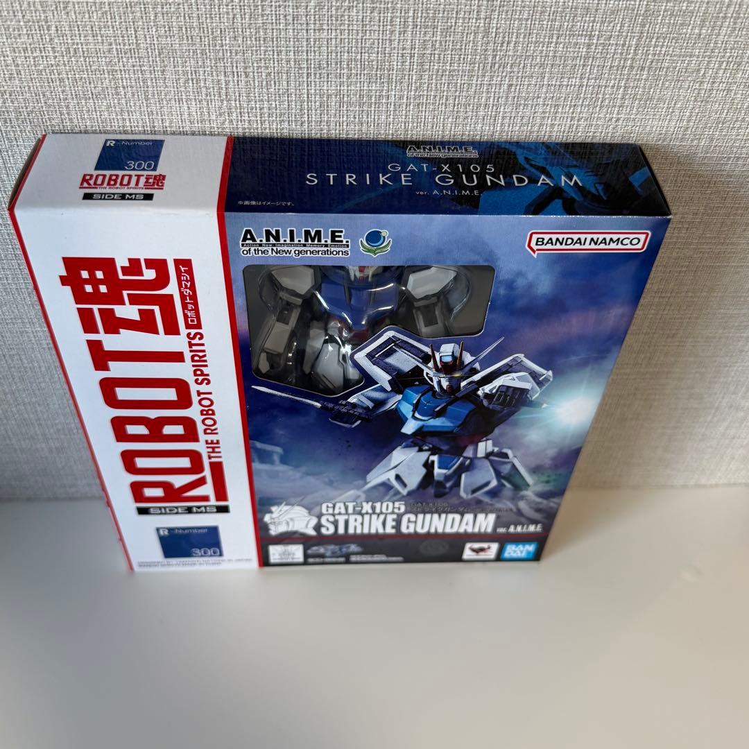 【新品】BANDAI ROBOT魂 GAT-X105 STRIKE GUNDAM