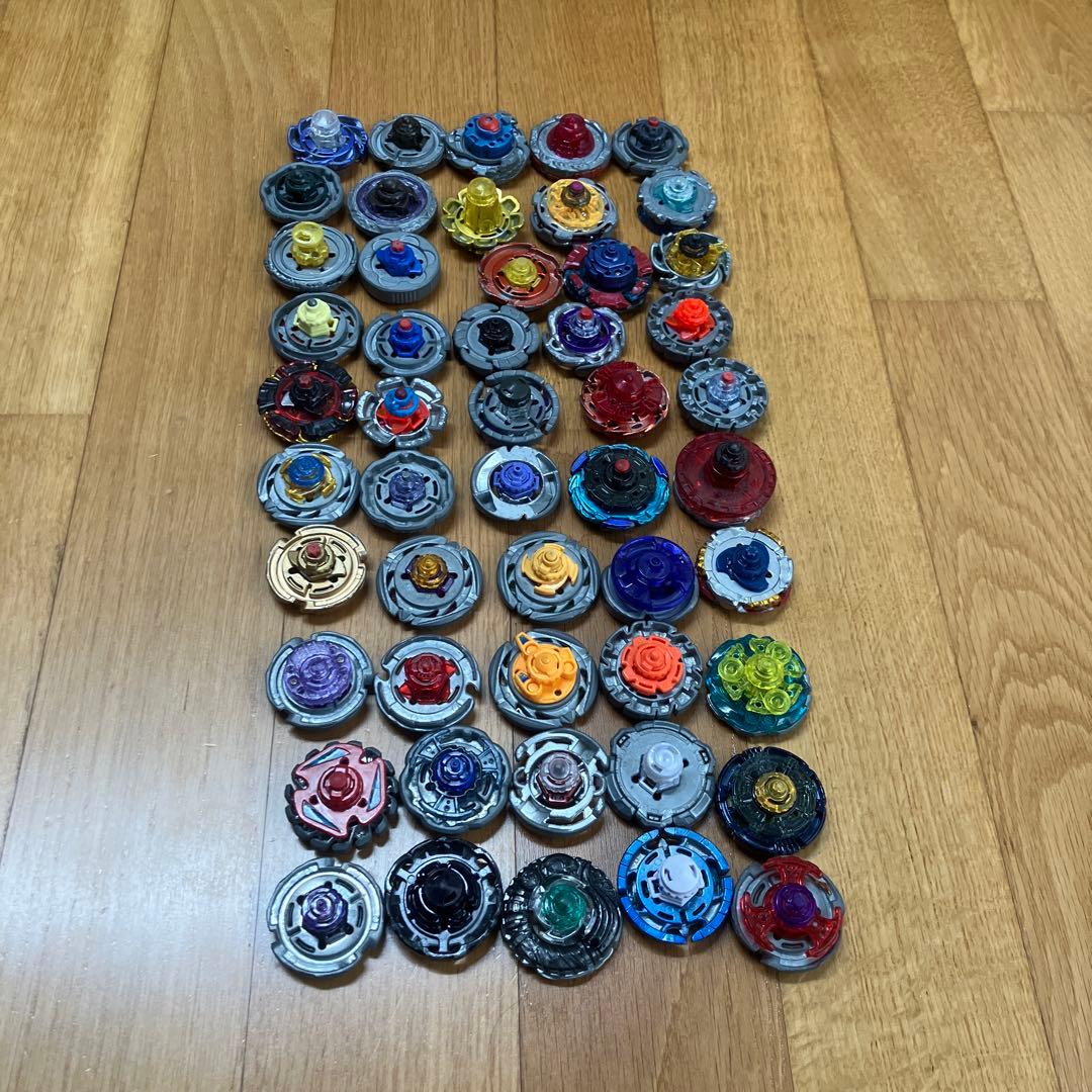 ベイブレード　50個まとめうり