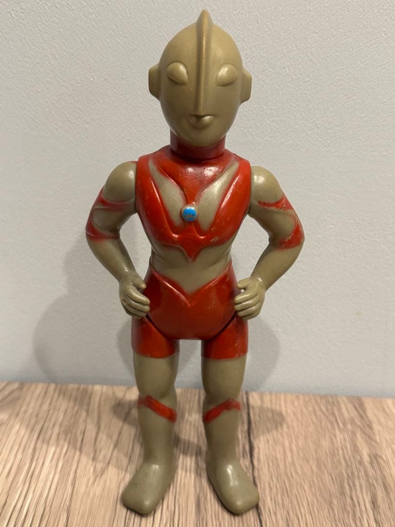 ブルマァク ウルトラマン/灰成型に赤/尻刻印/両足刻印無し/350サイズ