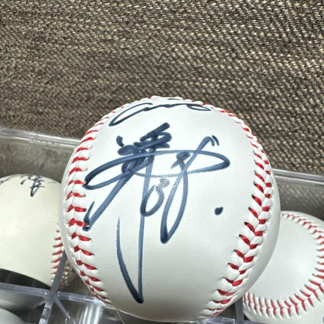 岡本和真選手　直筆サインボール
