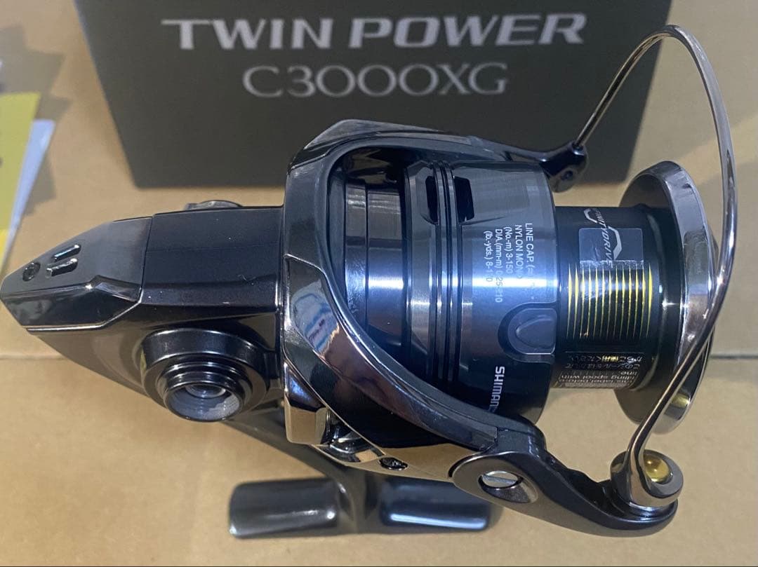 SHIMANO 24ツインパワー　C3000XG