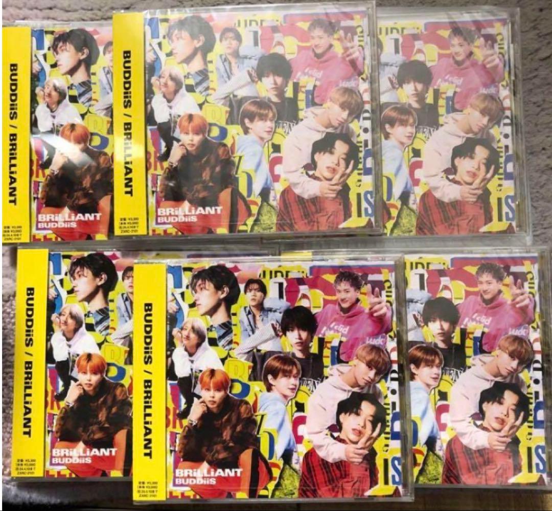 BUDDiiSアイドルグッズセット フォトカード・キーホルダー・CD