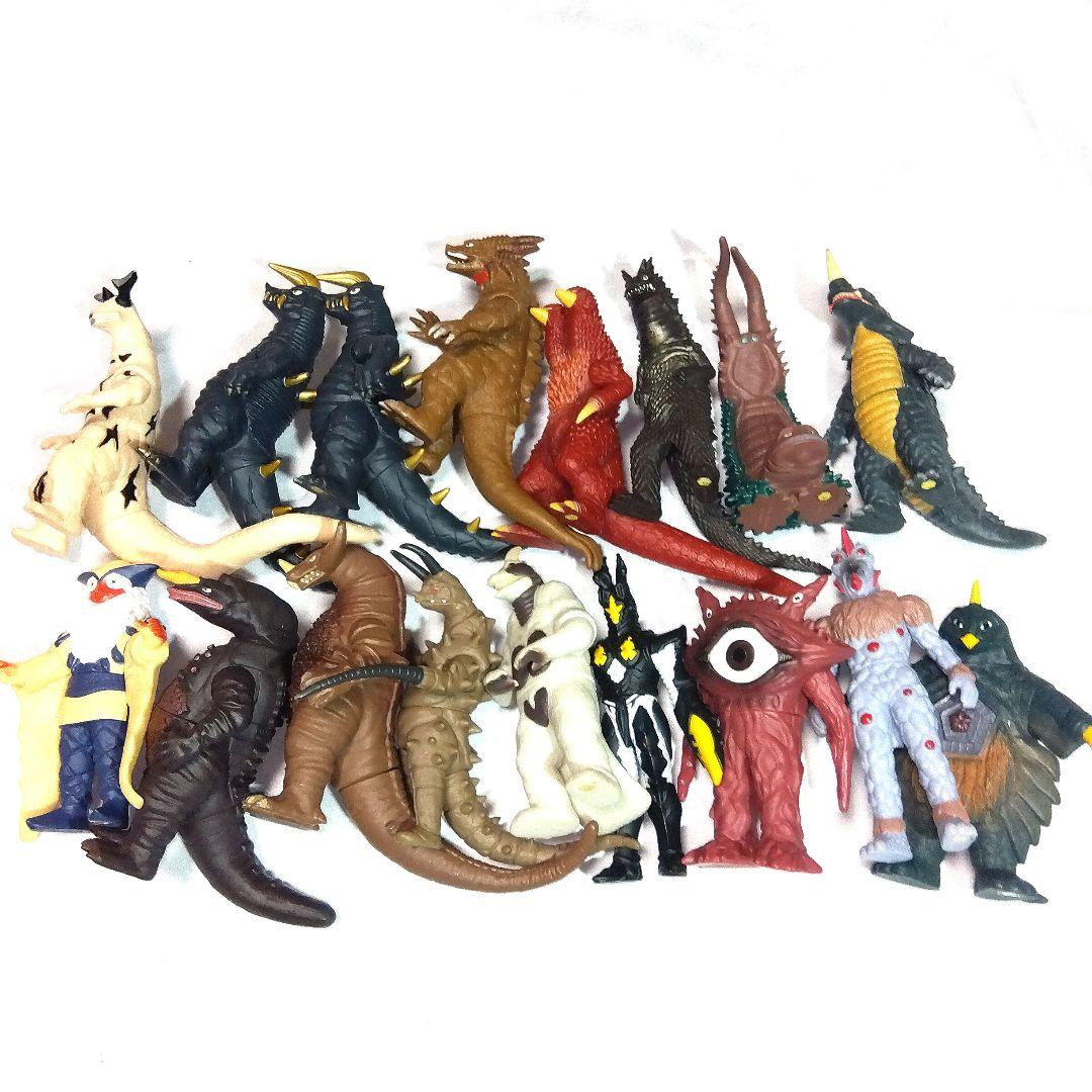 ウルトラヒーローシリーズ　ウルトラ怪獣　ソフビ　17体セット　まとめ売り