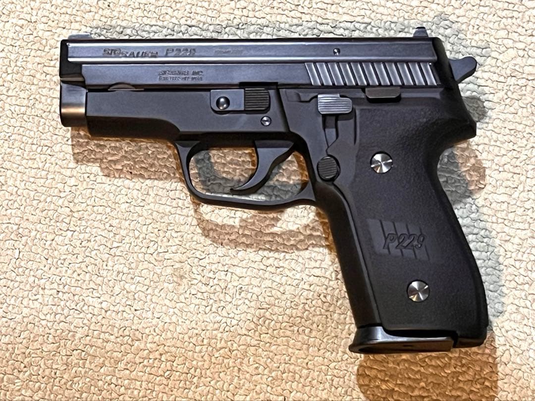 タナカ SIG P229 evo2モデルガン