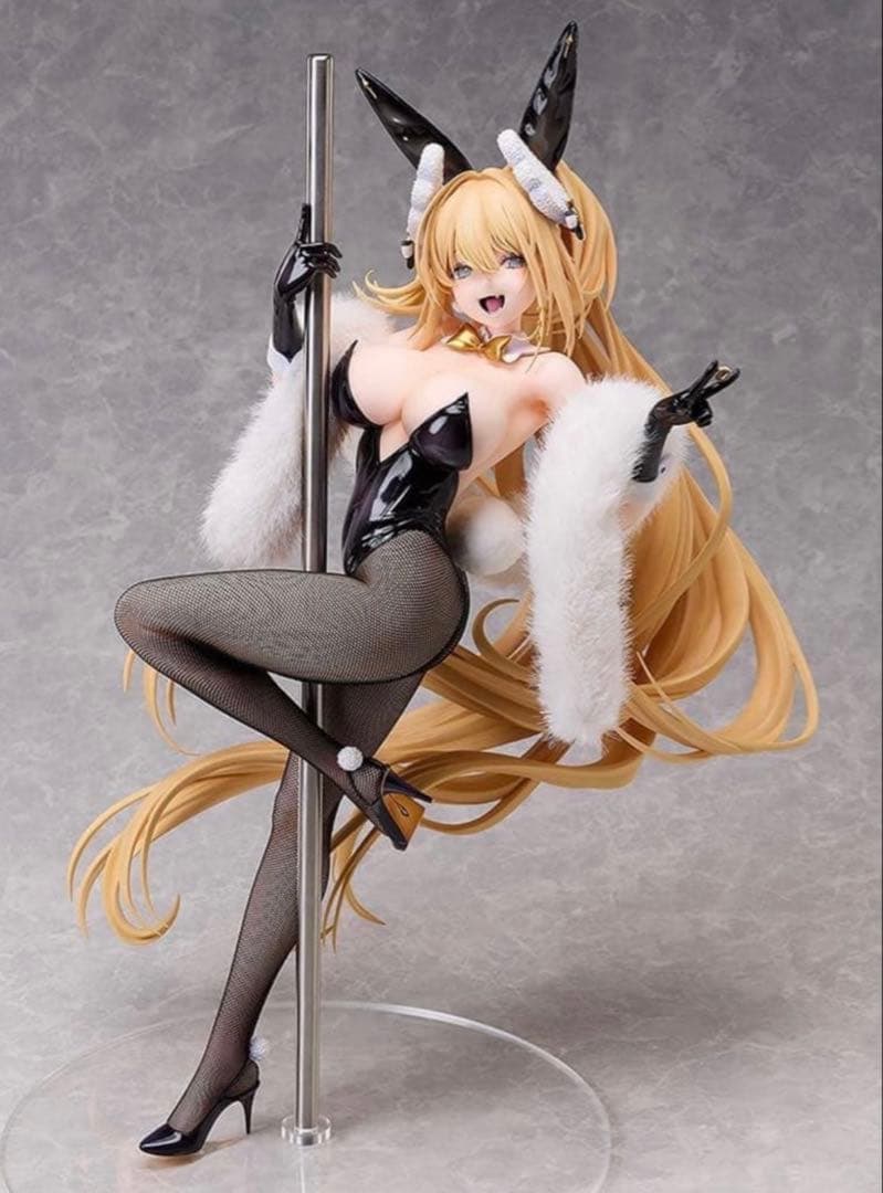 勝利の女神：NIKKE ルピー：ラグジュアリーラビット 1/4 完成品フィギュア