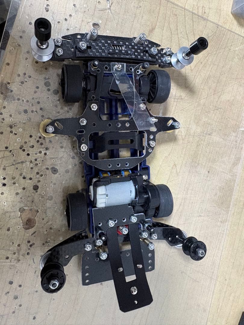 アバンテ　Mk.Ⅲ アズール　VZシャーシ タミヤ　完成品　ミニ四駆　おまけ付き