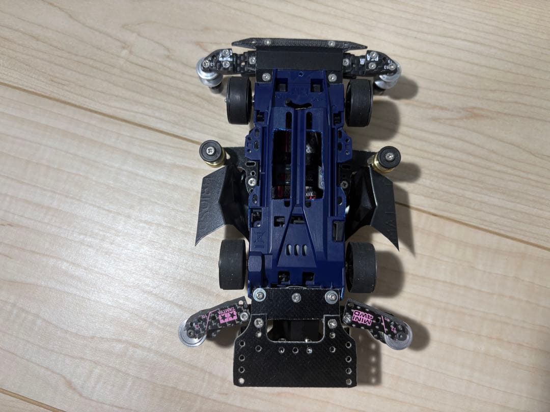 アバンテ　Mk.Ⅲ アズール　VZシャーシ タミヤ　完成品　ミニ四駆　おまけ付き