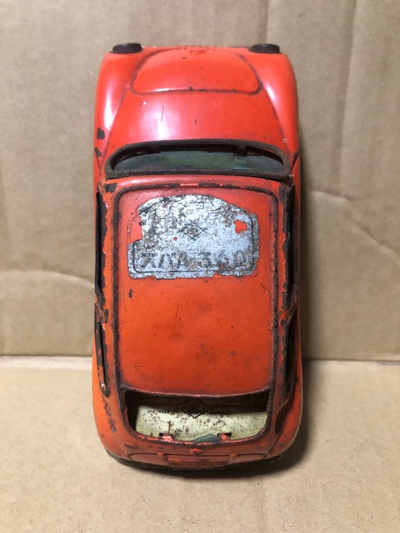 当時物　スバル360 ブリキ　てんとう虫　出目金　ホイールキャップ一つ欠品