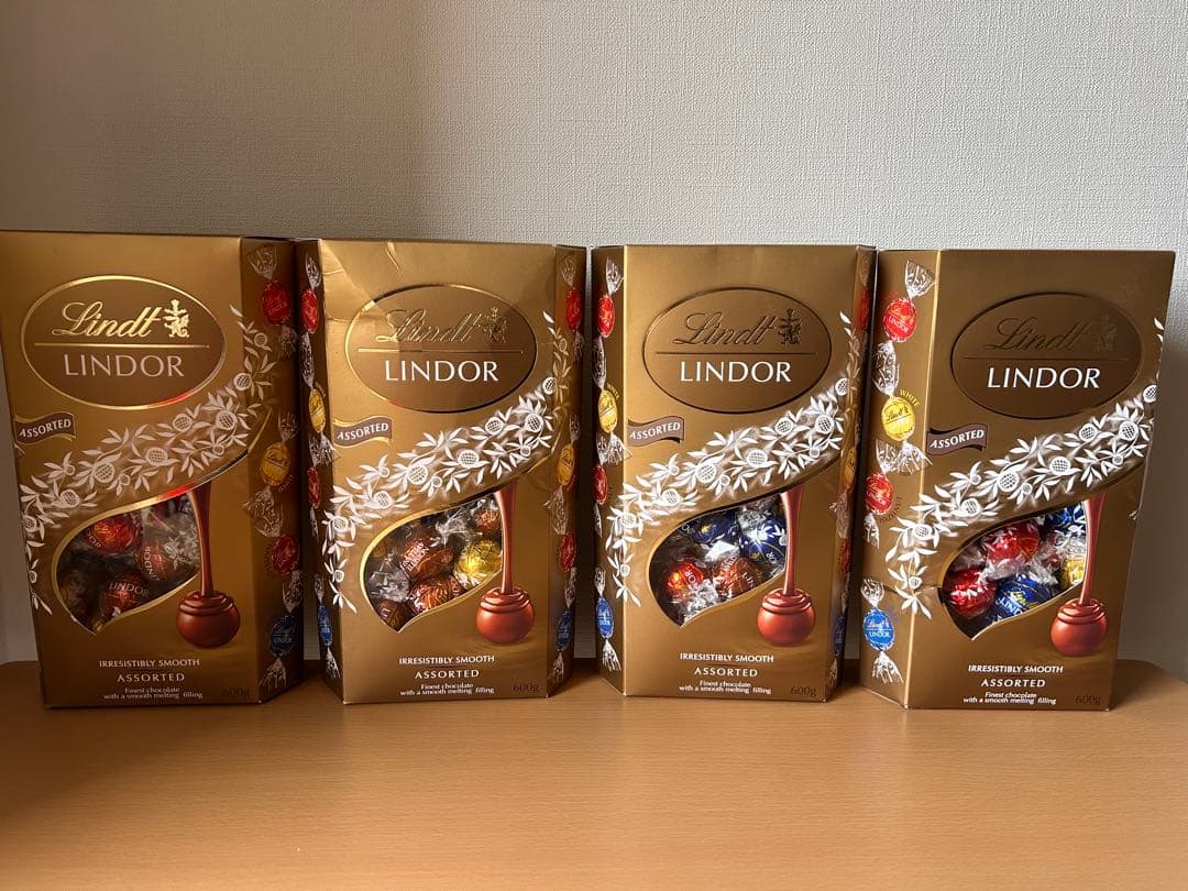 リンツ リンドール 4種アソート 600g×4個 新品未開封