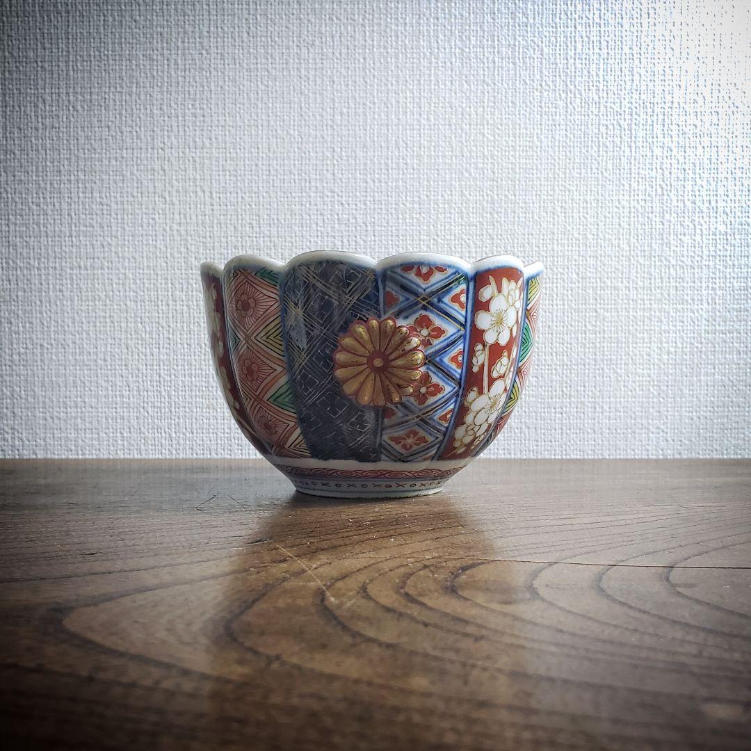 古伊万里 奇玉宝鼎之珍 金彩色絵 花草文 輪花　向付　菊　大聖寺伊万里　ニュウ