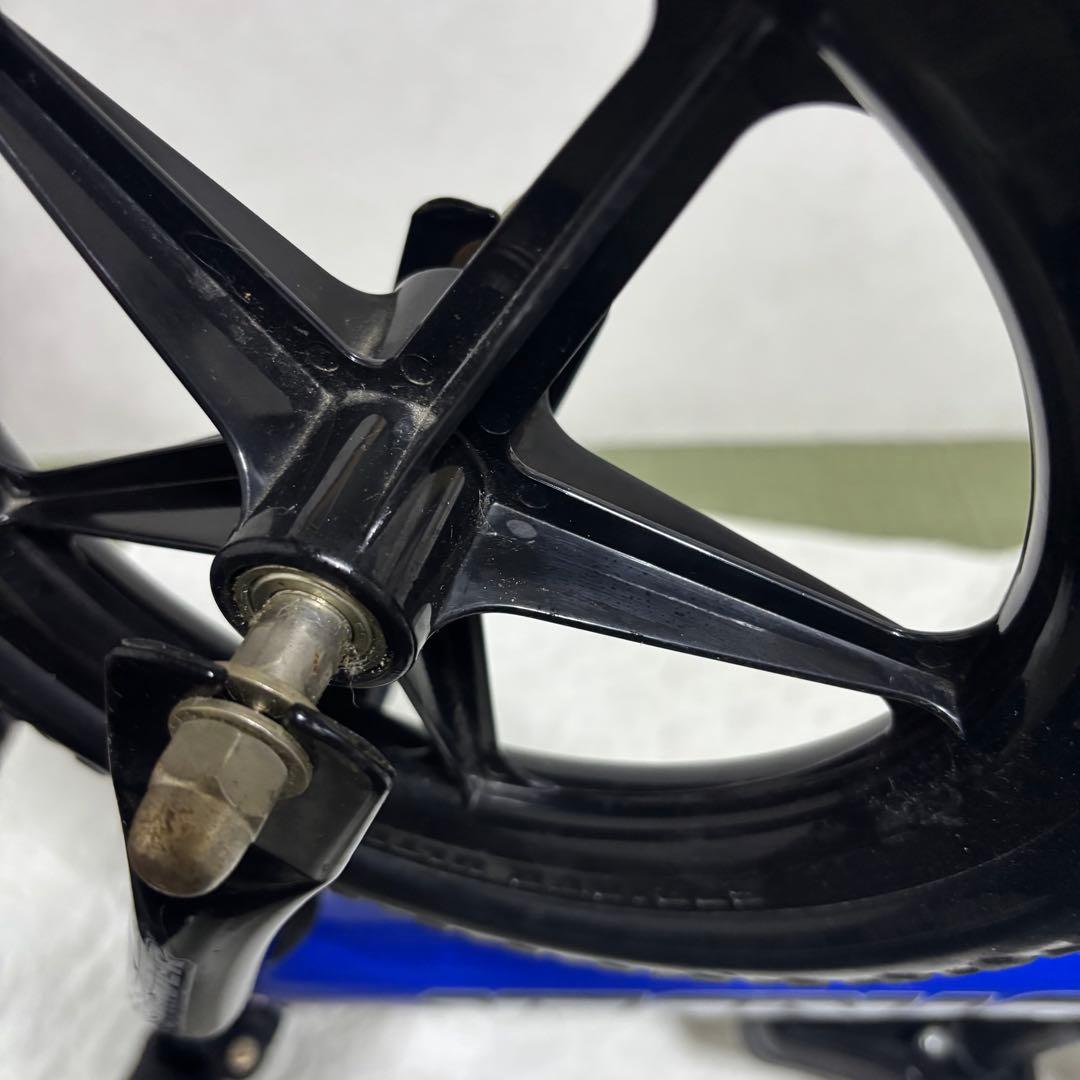 【日本正規品】STRIDER ストライダースポーツ 12 インチ ブルー　青