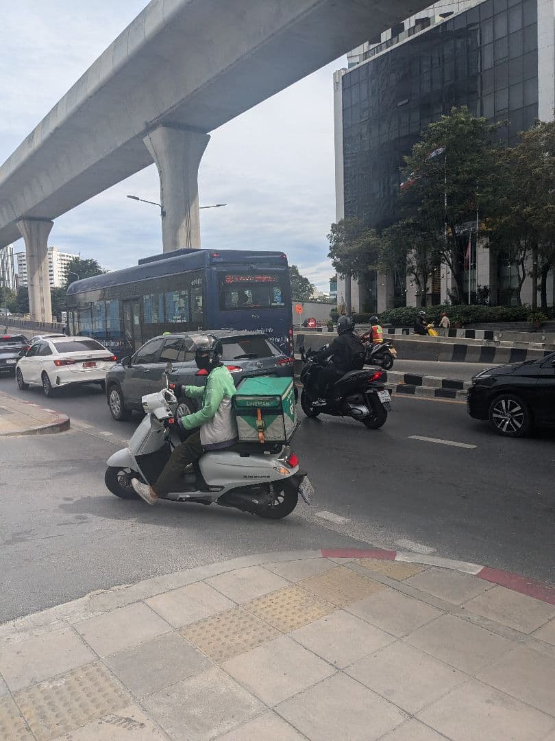 タイのお守りプラクルアン！なんかの角？骨？幸運値アップ！