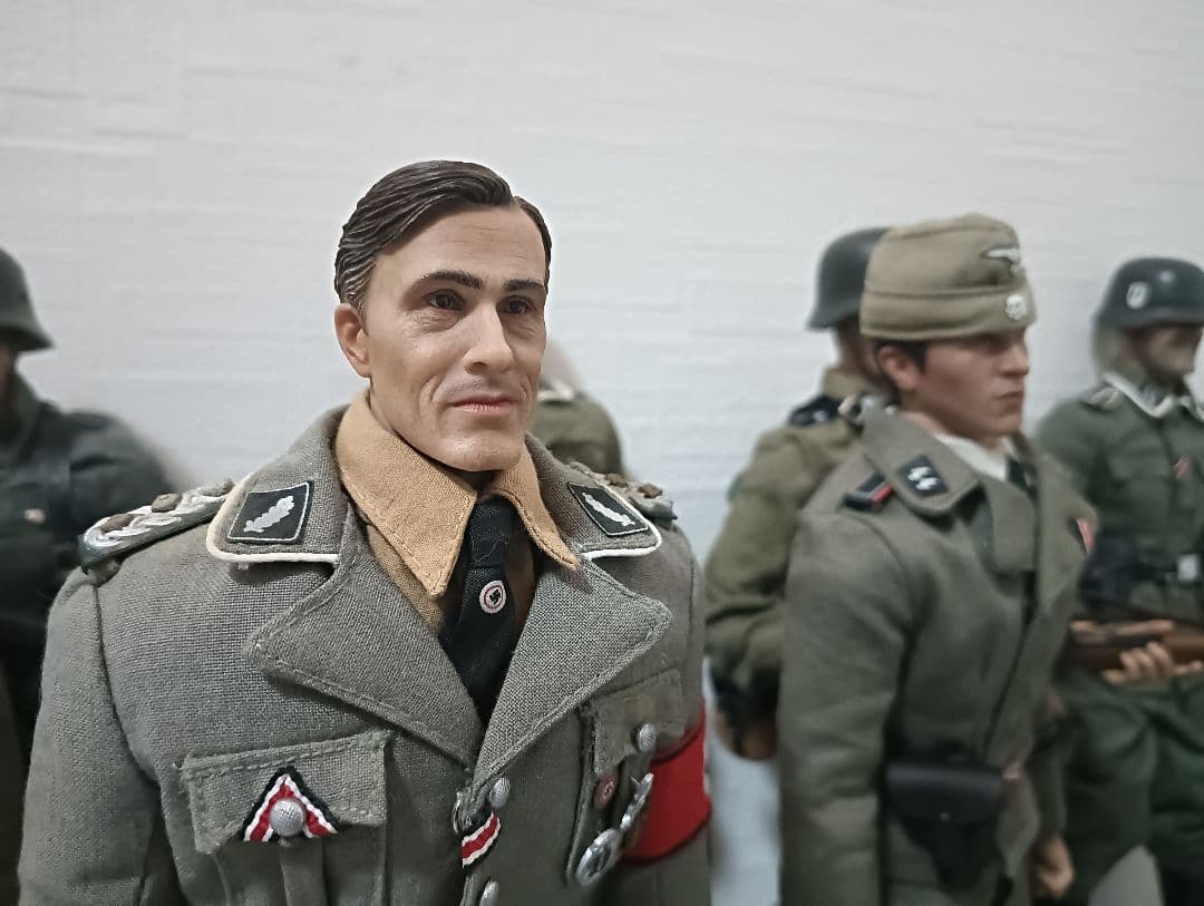 第二次世界大戦　親衛隊＆国防軍　1/6フィギュア　12体