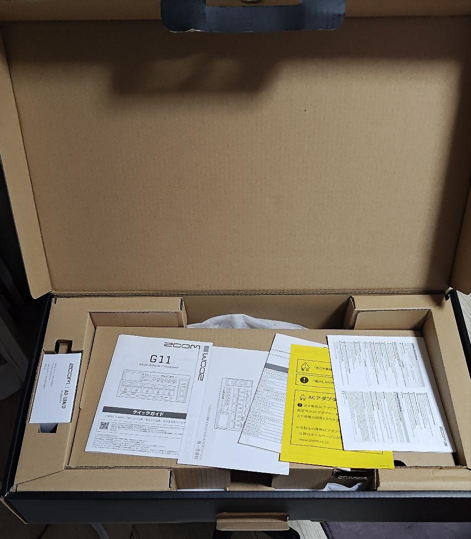 ギター ZOOM G11 Multi-Effects Processor