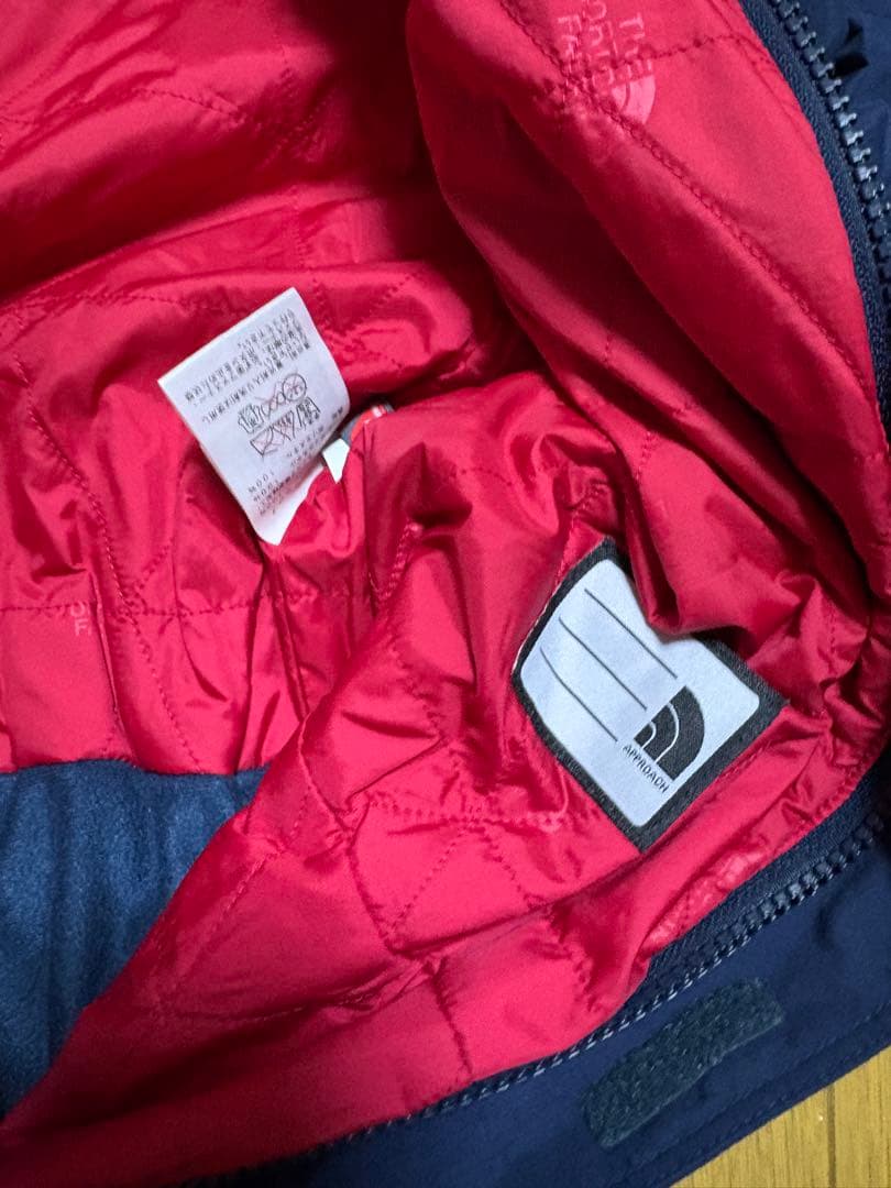 ノースフェイス スノーウェア　スキーウェア　ジャンプスーツ　雪遊び　雪　スキー