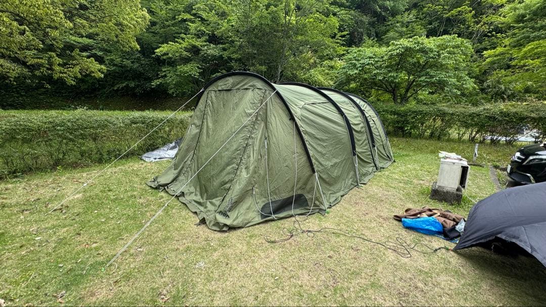 カマボコテント3 オプション品充実　寝室とリビングに分かれています