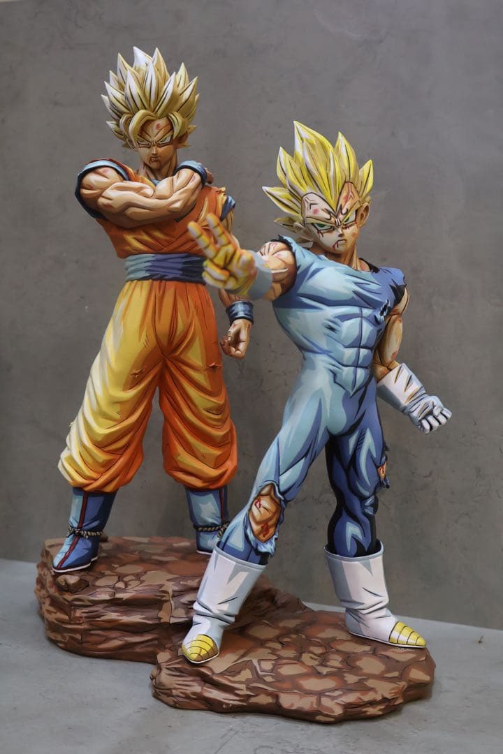 ドラゴンボール 孫悟空 ベジータ フィギュア　2体セット 台座付き