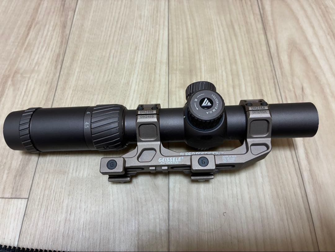 AIMTAC VISION HD 1-4.5x26 スコープ　ショートスコープ