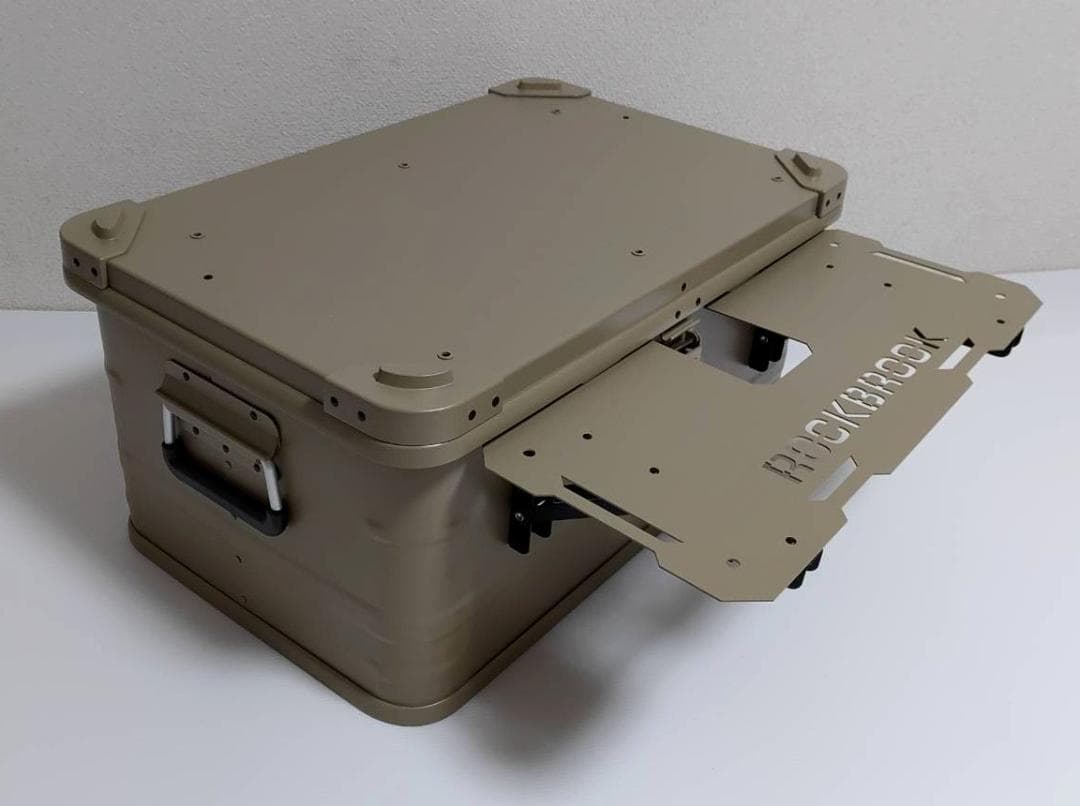 アルミコンテナ　50L　フルカスタム　カーキー　キャンプ　新品送料込み