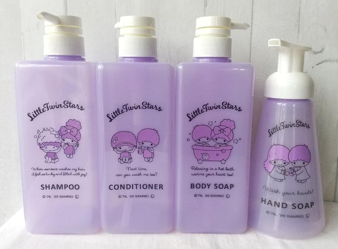 キキララ　ディスペンサー　リトルツインスターズ　ポンプボトル　容器　ケース