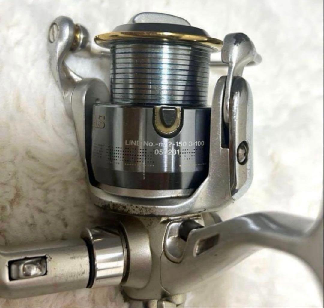 ダイワ LUVIAS ルビアス　2000 ABS スピニングリール