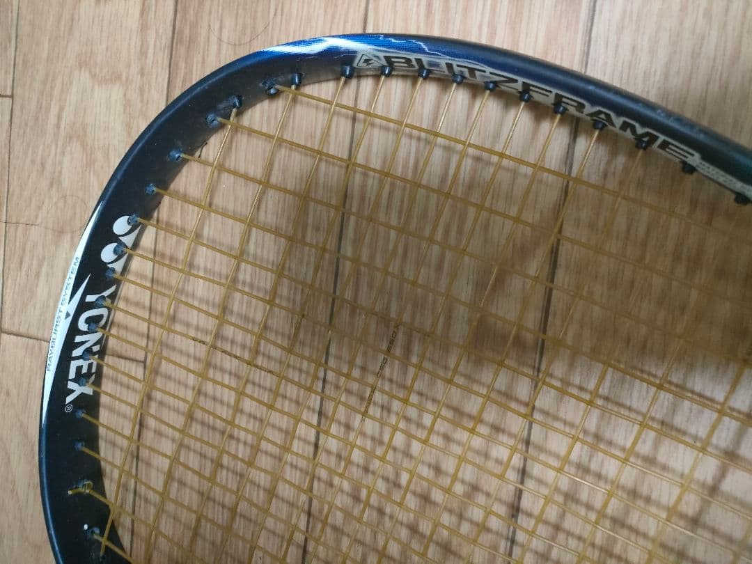 YONEX VOLTRAGE 5V 軟式テニスラケット