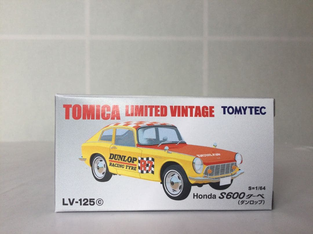 トミカリミテッドヴィンテージ LV-125c ホンダS600クーペ（ダンロップ）