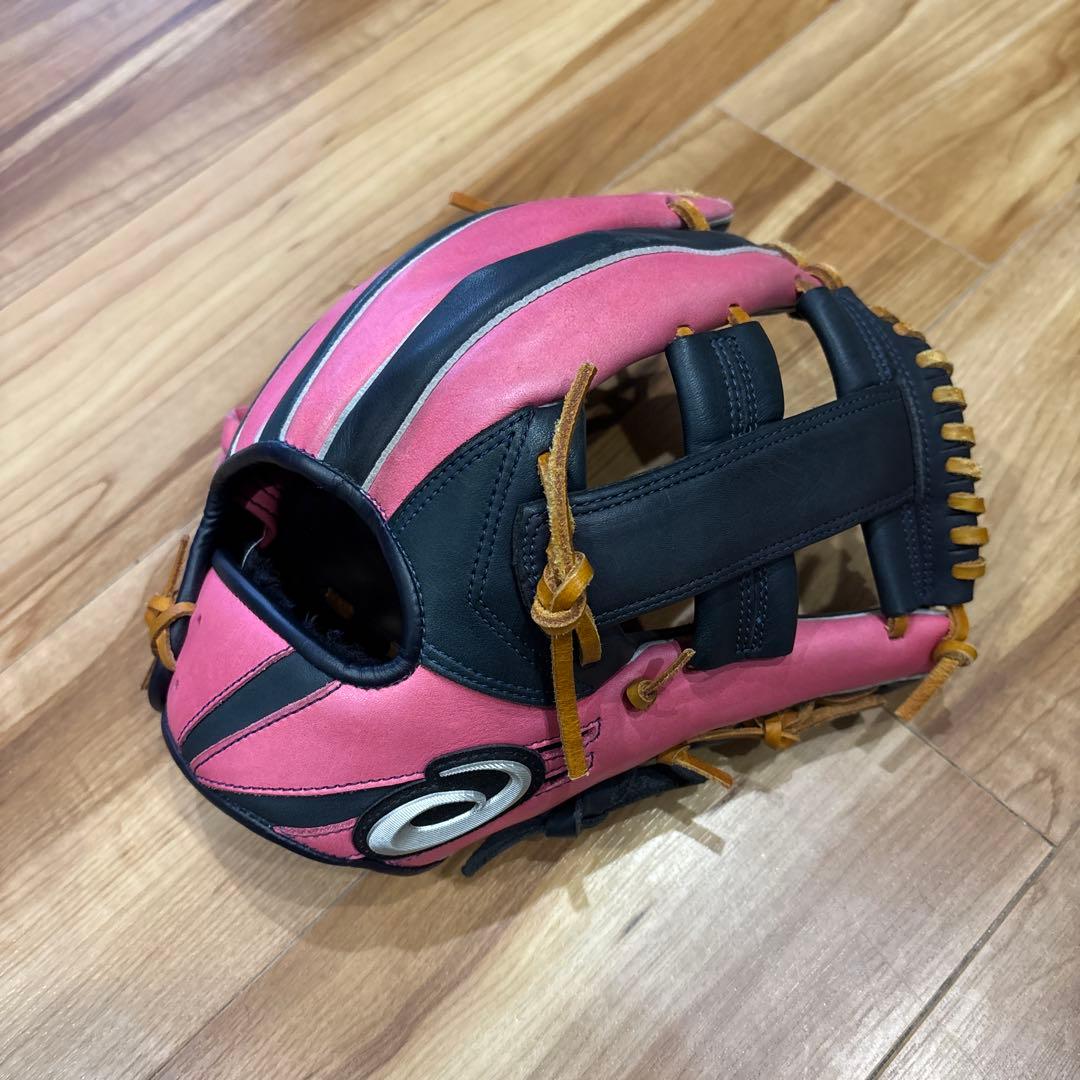 軟式グローブ SIGNITION ピンク/黒　※最終価格