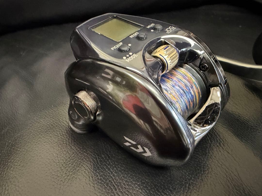 美品⭐︎DAIWA SEABORG 300J 電動リール