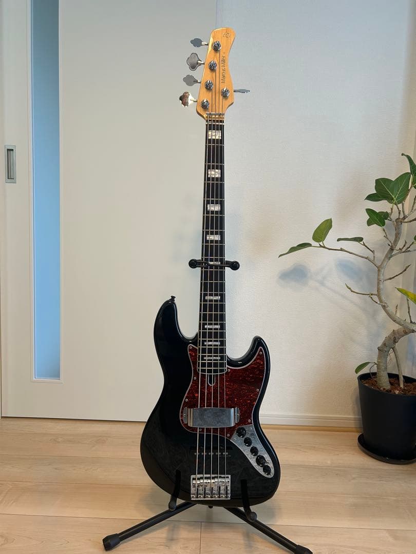 ベース Sire V7 5st Alder Black 2nd Generation