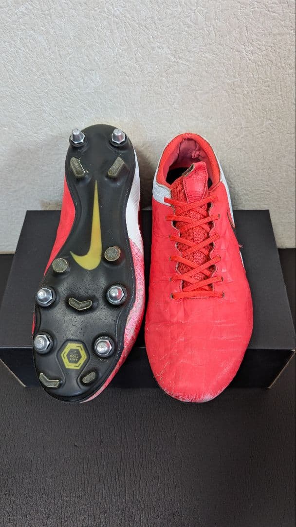 ナイキ ティエンポレジェンド8 SG ACC　サッカースパイク　NIKE