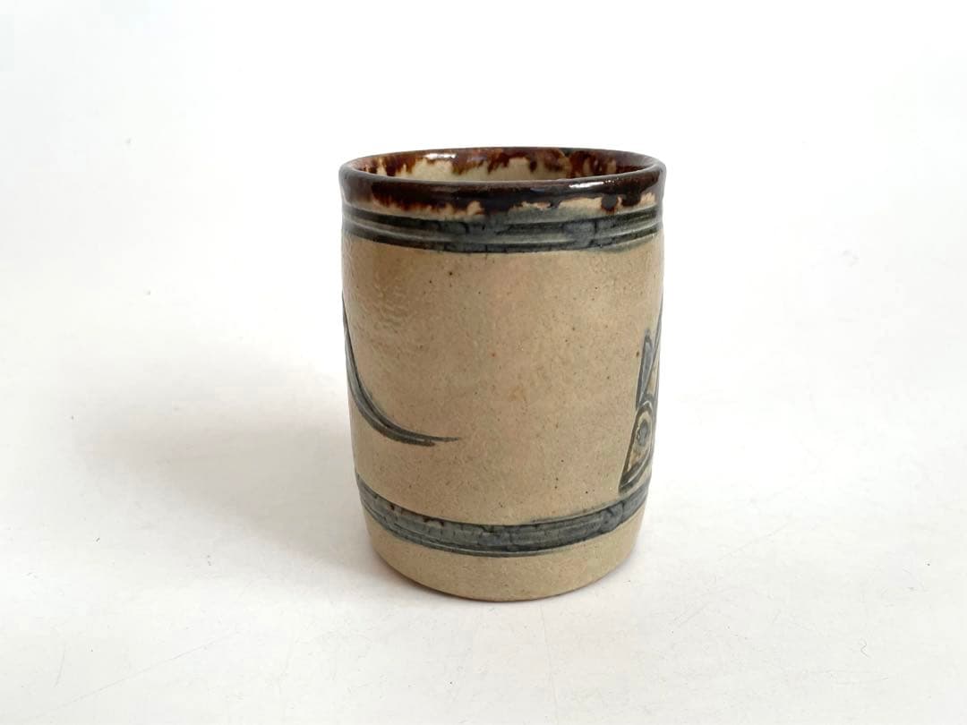 陶芸家　人間国宝　金城次郎　魚文　筆筒　筆入れ　筒花入　コップ　民藝　民芸