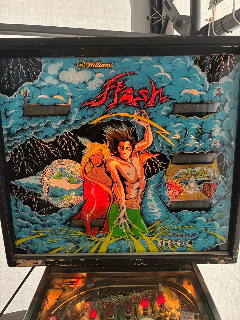 ピンボールマシン カラフルアート